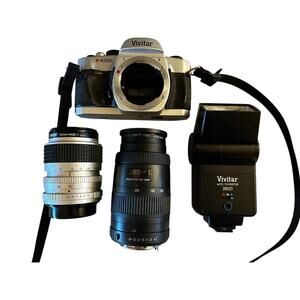 Vivitar V4000 35mm SLR Film camera with (2) lenses
